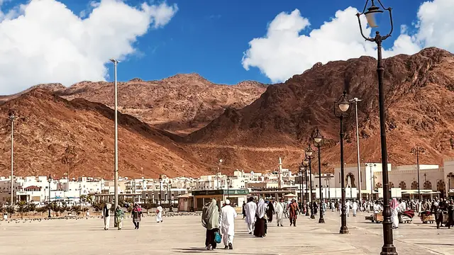 El monte Uhud, al norte de Medina, sobre la explanada de los mártires