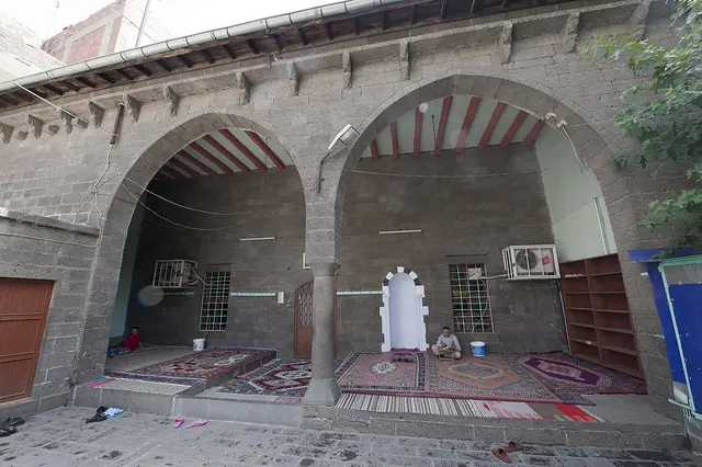 Şeyh Yusuf Camii