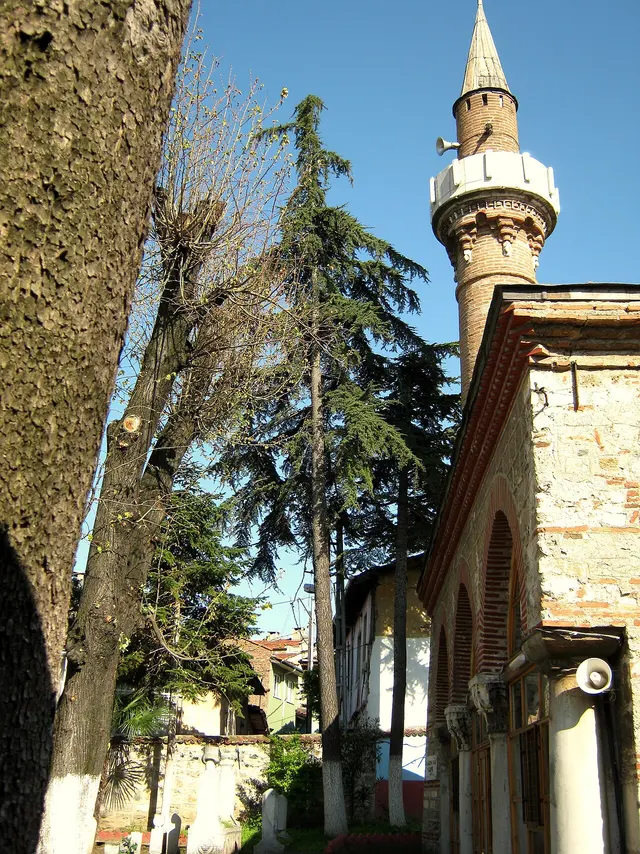 Alaadin bey camii