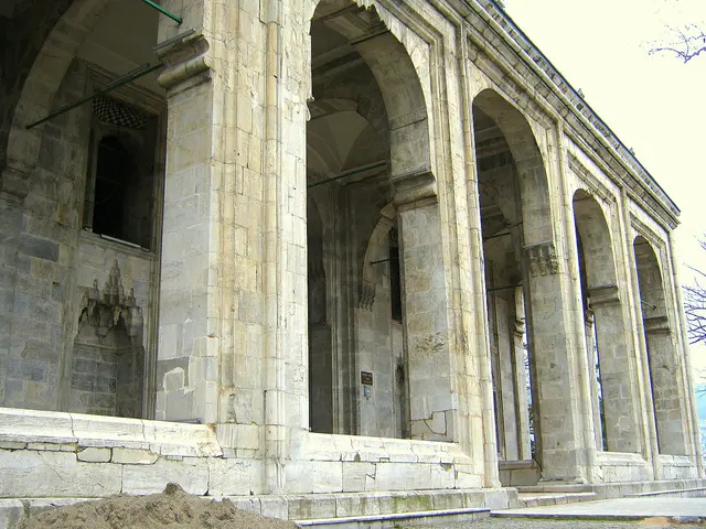 Yıldırım Beyazıt Camii