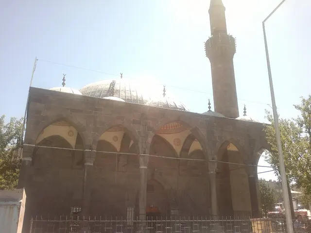 Narmanlı cami