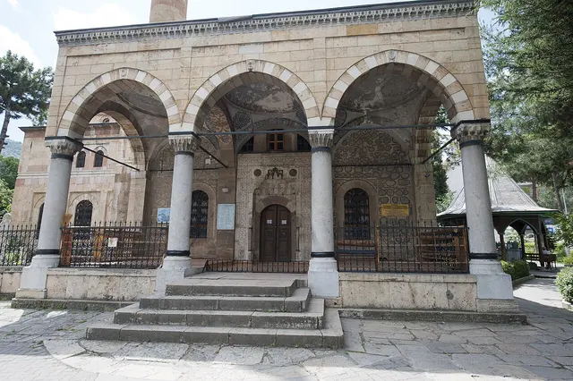 Azeriler Camii