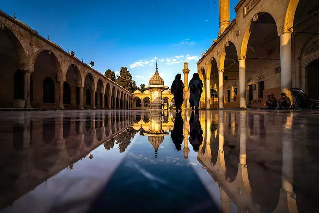 Halil al-Rahman Cami