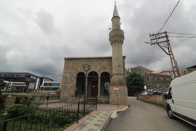 Hoca Halil Cami