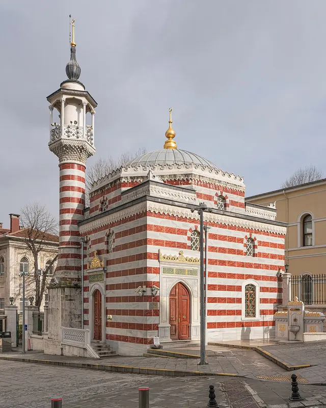 Vilayet Camii