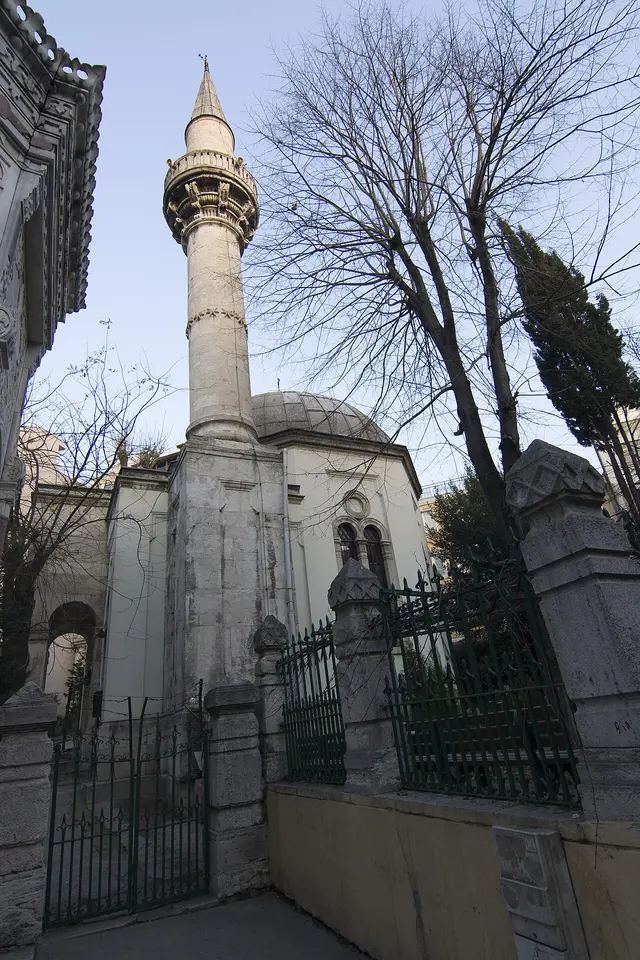 Keçeçizade Fuat Paşa Cami