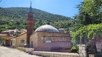 Kızılca Camii