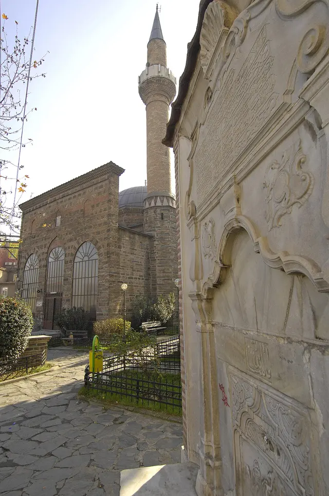Hacılar Camii
