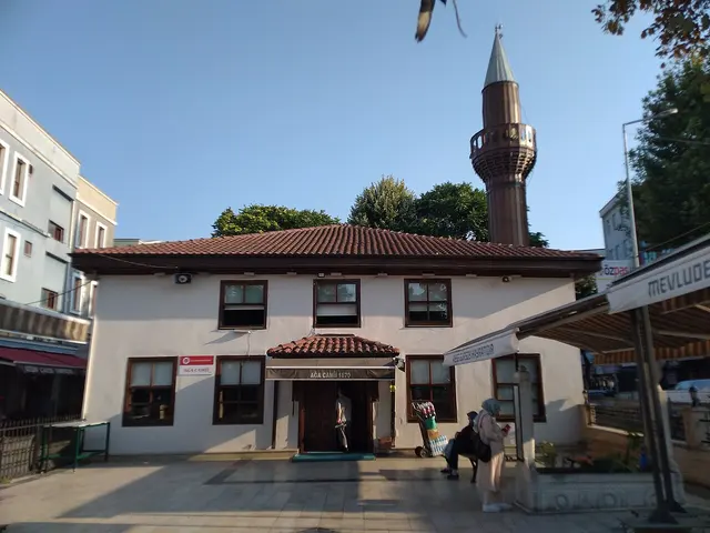 Ağa Camii